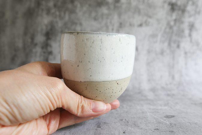 Tasse céramique artisanale et moderne fait main